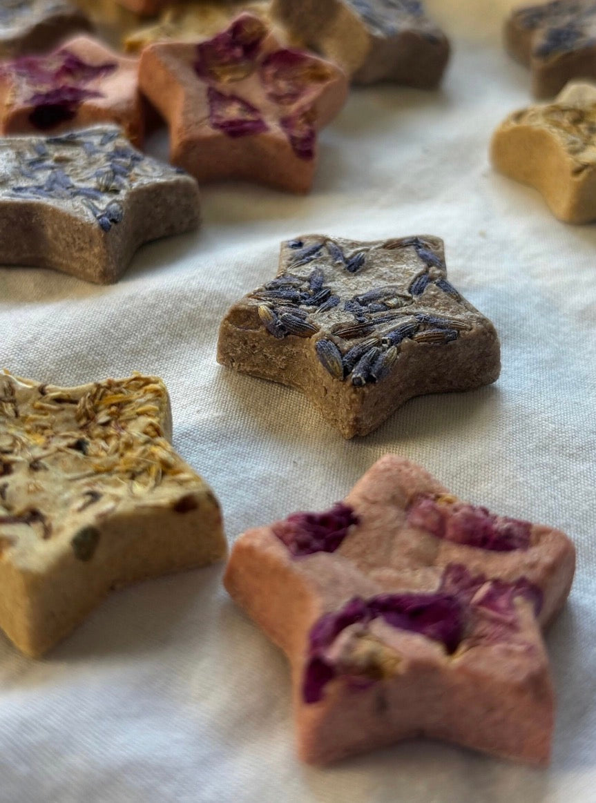 The Stars - 45 piece Natural rabbit / hamster treats - strawberry rose / blueberry lavender / mango marigold in a glass bamboo jar
